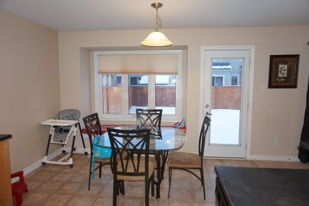 For Lease - 3225 River Rock Avenue, Barrhaven, Ontario - Photo 5