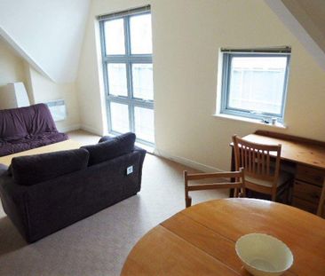 1 bedroom flat to rent - Photo 2