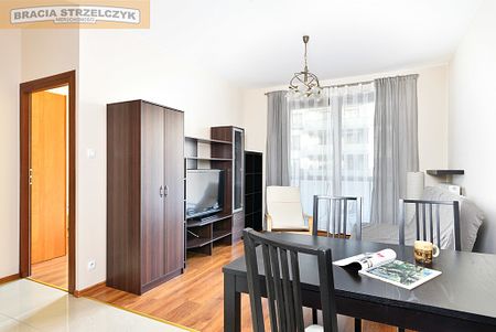Dwupokojowe mieszkanie w apartamentowcu - Warszawa Wilanów - Zdjęcie 3