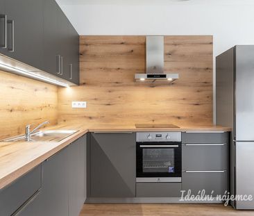 Pronájem bytu 3+kk 68 m² - Photo 1