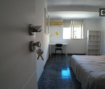 valencia, Valencian Community 46011 - Photo 3
