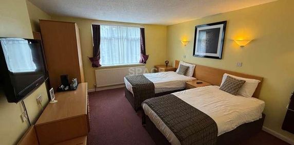 Connaught Road, Reading, RG30 - Photo 2