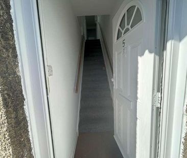 Drayton Waye, Harrow, Greater London, HA3 - Photo 1