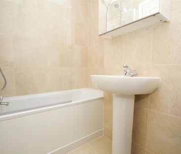 Studio to rent - Photo 6