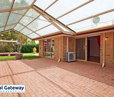 48 Derwent Crescent, SUCCESS WA 6164 - Photo 2