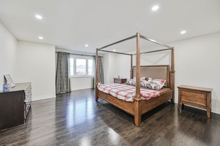 For Lease - 249 Elbern Markell Drive, Brampton, Ontario - Photo 5