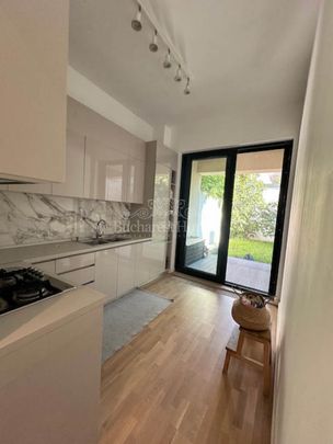 Very Special Three Bedroom House With Rose Garden - Piata Romana, Downtown - Fotografie 1