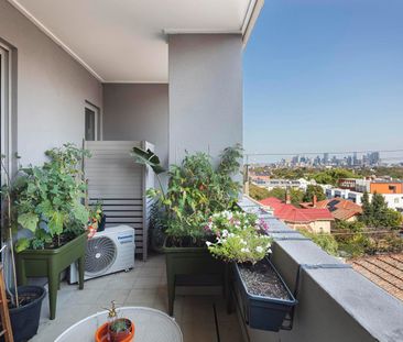 303/195 Clarke Street, Northcote VIC 3070 - Photo 4