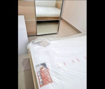 Studio Flat, Collinwood Gardens, IG5 - Photo 4