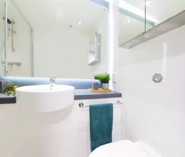 Gold Ensuite - Photo 3