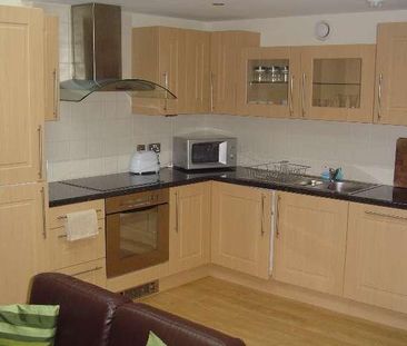 2 bedroom flat to rent - Photo 4