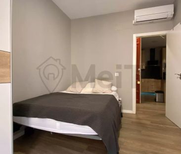 Room in a shared 6-bedroom apartment for rent in Sol - Foto 5