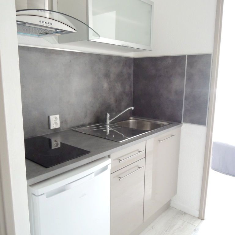 Location appartement 1 pièce, 21.84m², Nîmes - Photo 1