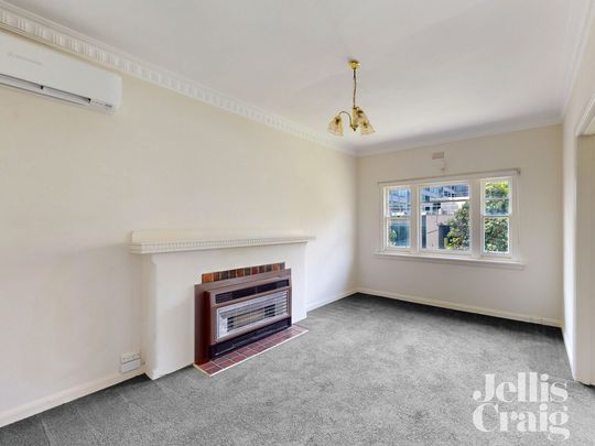 3/2 Glenarm Road, Glen Iris - Photo 1