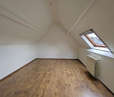 Duplex dakappartement met garagebox in centrum St.-Job - Photo 5