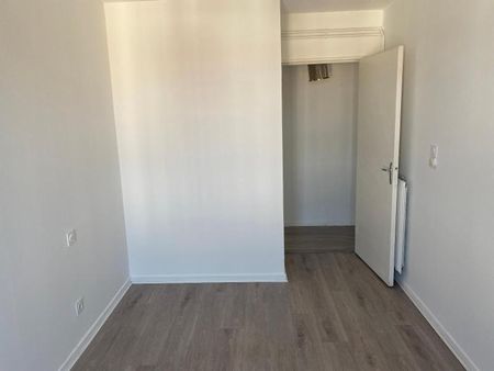 Appartement à PERPIGNAN – 540.0€/mois - Photo 3