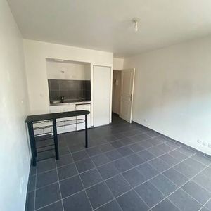 Beau studio en location de 19,38m², situé rue du Champ des Oiseaux à Rouen, 413€ charges comprises - Photo 2