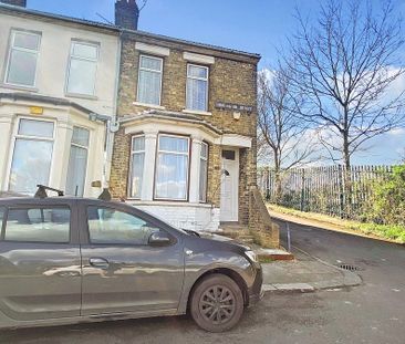4 bedroom house to rent - Photo 2
