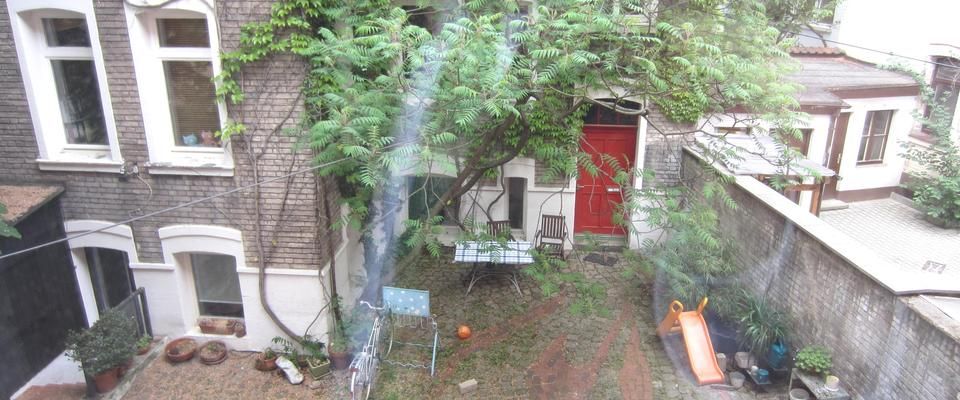 3 Zimmer-Altbau-Wohnung in Gostenhof mit Hohen Decken, Holzböden, VIEL LICHT & RUHE für 1-2 Pers. - Foto 1