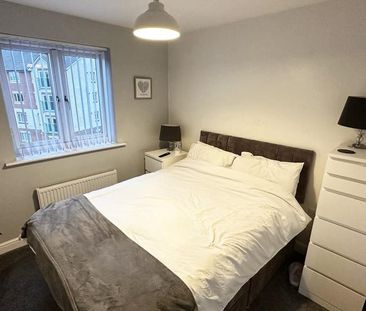 2 bedroom flat to rent - Photo 6