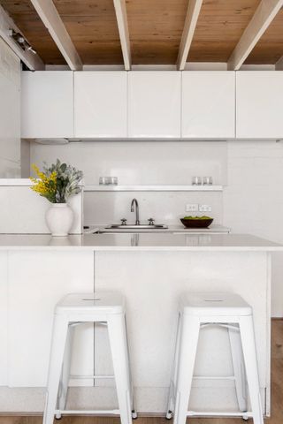 2/18 Johnstone Street, Malvern VIC 3144 - Photo 2