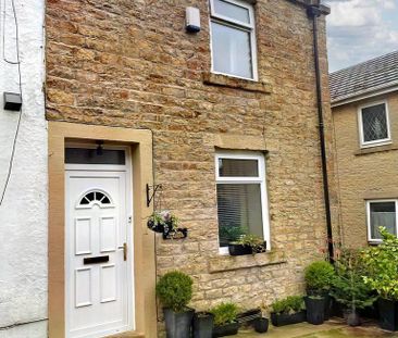 2 bedroom terraced house to rent - Photo 1