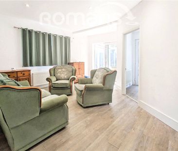 3 bedroom bungalow to rent - Photo 2