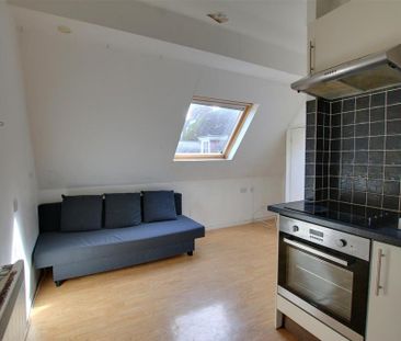 Studio to rent - Photo 5