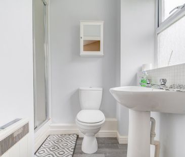 2 bed ground floor flat to rent in St. Francis Drive, Birmingham, B30 - Photo 5