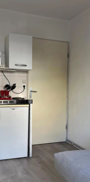 Appartement à louer 1 pièce 13.1m² - Photo 1