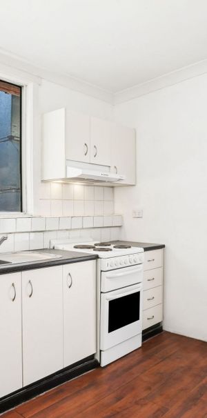 Two Bedroom Apartment - Photo 1