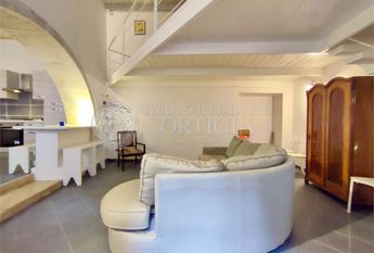 Appartamento sul lungo mare di levante