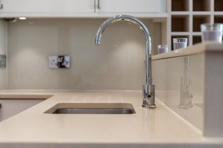 2 bedroom flat to rent - Photo 5