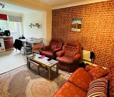 1 Bed Flat, Hendon Way, NW2 - Photo 4