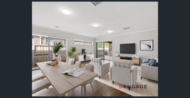 Family home near school and Shopping centre! - Photo 1