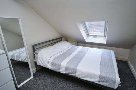 23 York Road - Photo 3