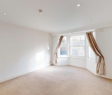 3 bedroom maisonette to rent - Photo 2