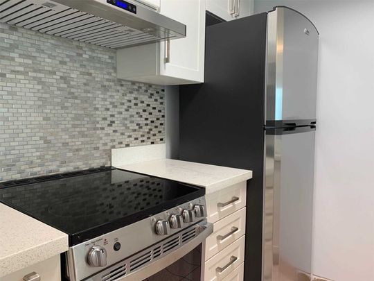 For Lease - 8 Lee Centre Drive Unit# 601, Toronto, Ontario - Photo 1