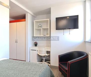 6 bedroom flat share to rent - Photo 4