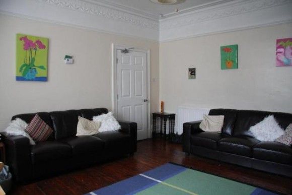 Room for Rent with a Reward! - Photo 1