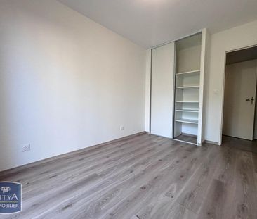 Location Appartement 3 pièces 62m² NEUVILLE SUR SAONE 69250 - Photo 6