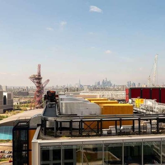 Westfield Avenue, Stratford, E20 - Photo 1