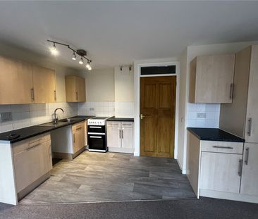 Aspen Grove, Fremington, Barnstaple, Devon, EX31 - Photo 5