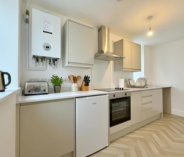 1 bedroom flat to rent - Photo 4