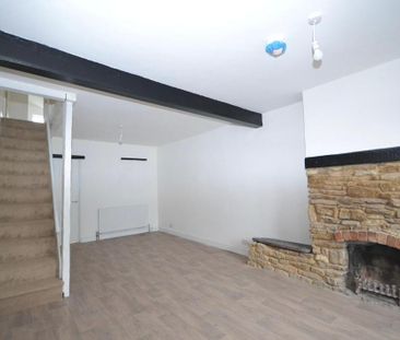 3 bedroom terraced house to rent - Photo 6