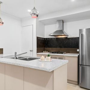 Modern & Low-Maintenance Living in Sienna Wood Estate - Photo 2