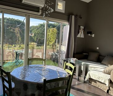 MALLEMORT - DOMAINE DE PONT ROYAL. Appartement meublé de 45m - Photo 4