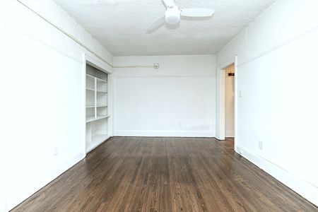 For Lease - 100 Vaughan Road Unit# 27, Toronto, Ontario - Photo 3