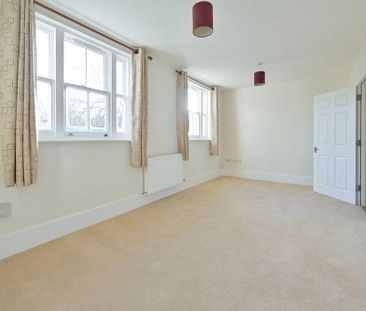 2 bedroom maisonette to rent - Photo 6