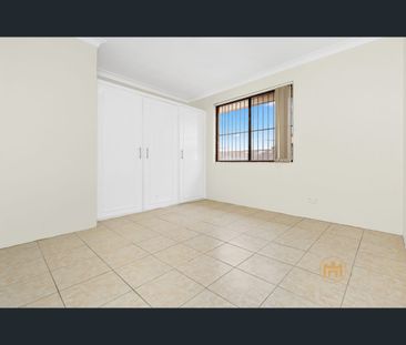 23/112 Longfield Street, Cabramatta, NSW 2166 - Photo 3